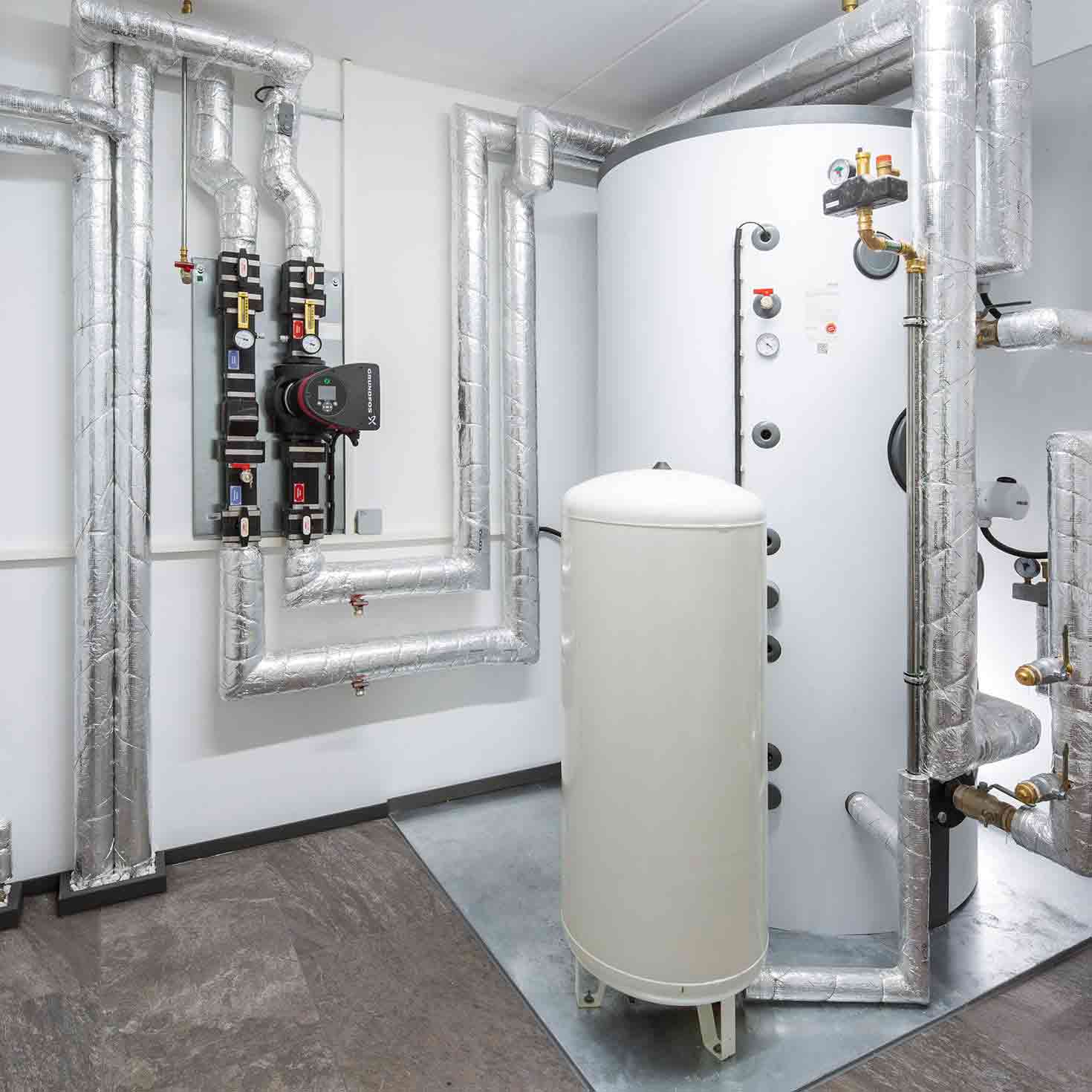 Wärmepumpen-Installation im Keller