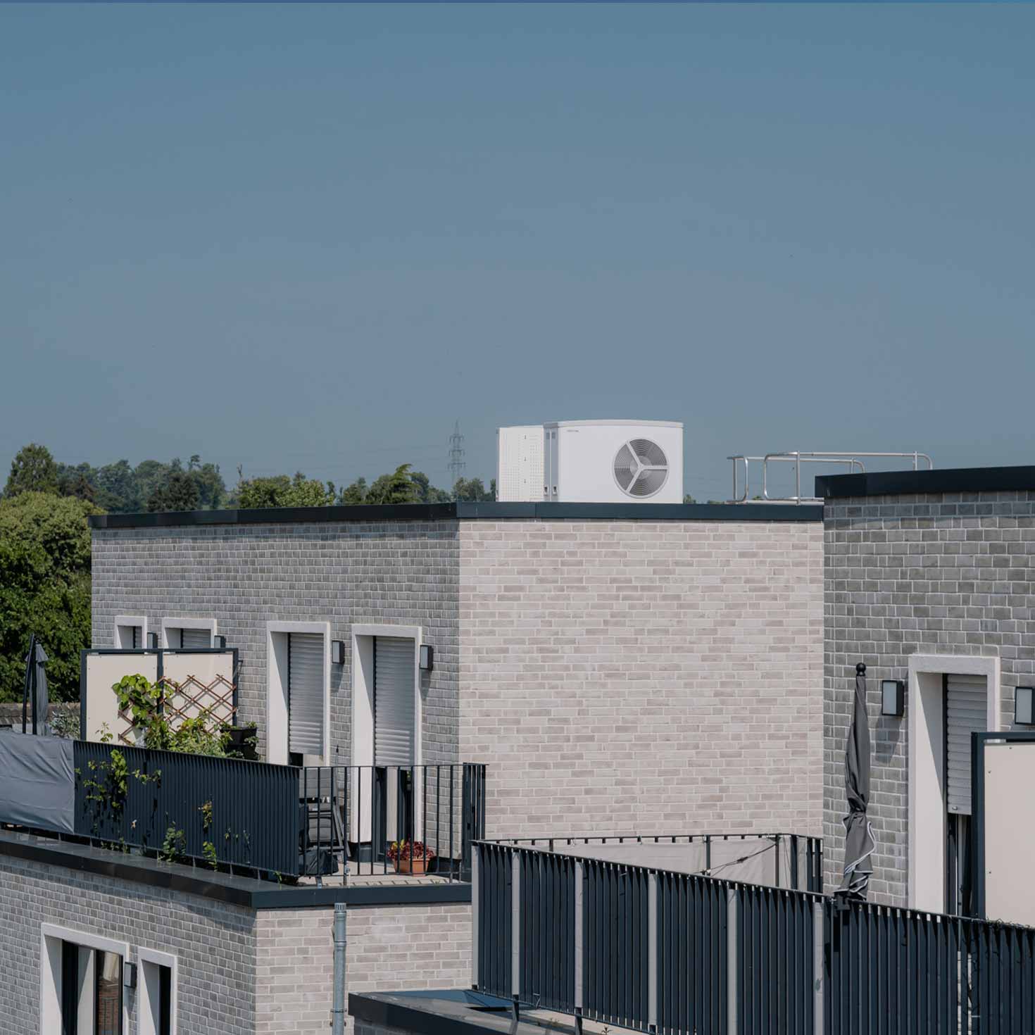 Wärmepumpen auf dem Flachdach des Merkator-Carres