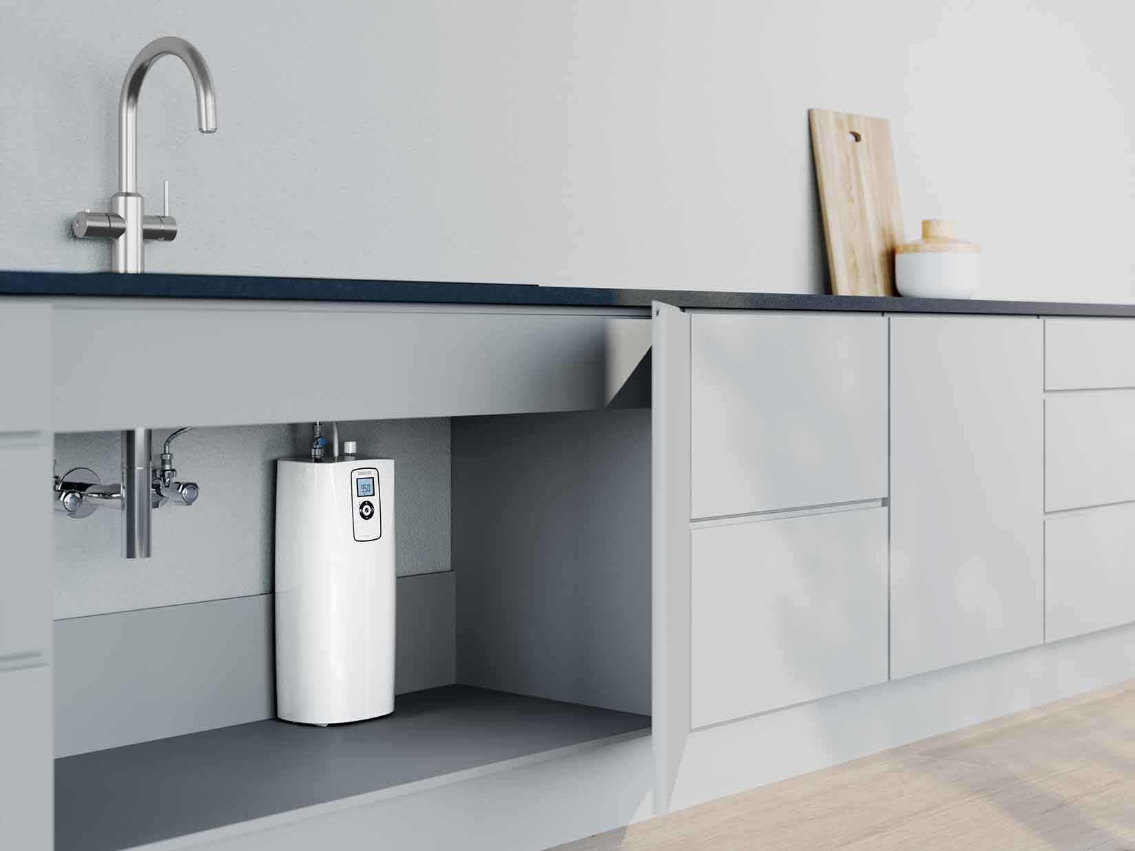 Ein Heißwassersystem von STIEBEL ELTRON ist in einer Küche installiert.