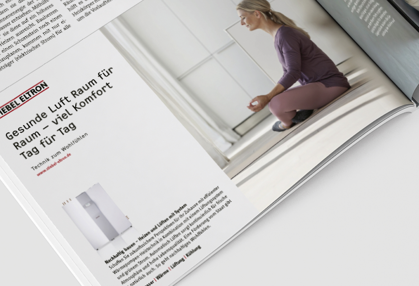 In einer Zeitschrift ist eine Werbeanzeige von STIEBEL ELTRON zu sehen