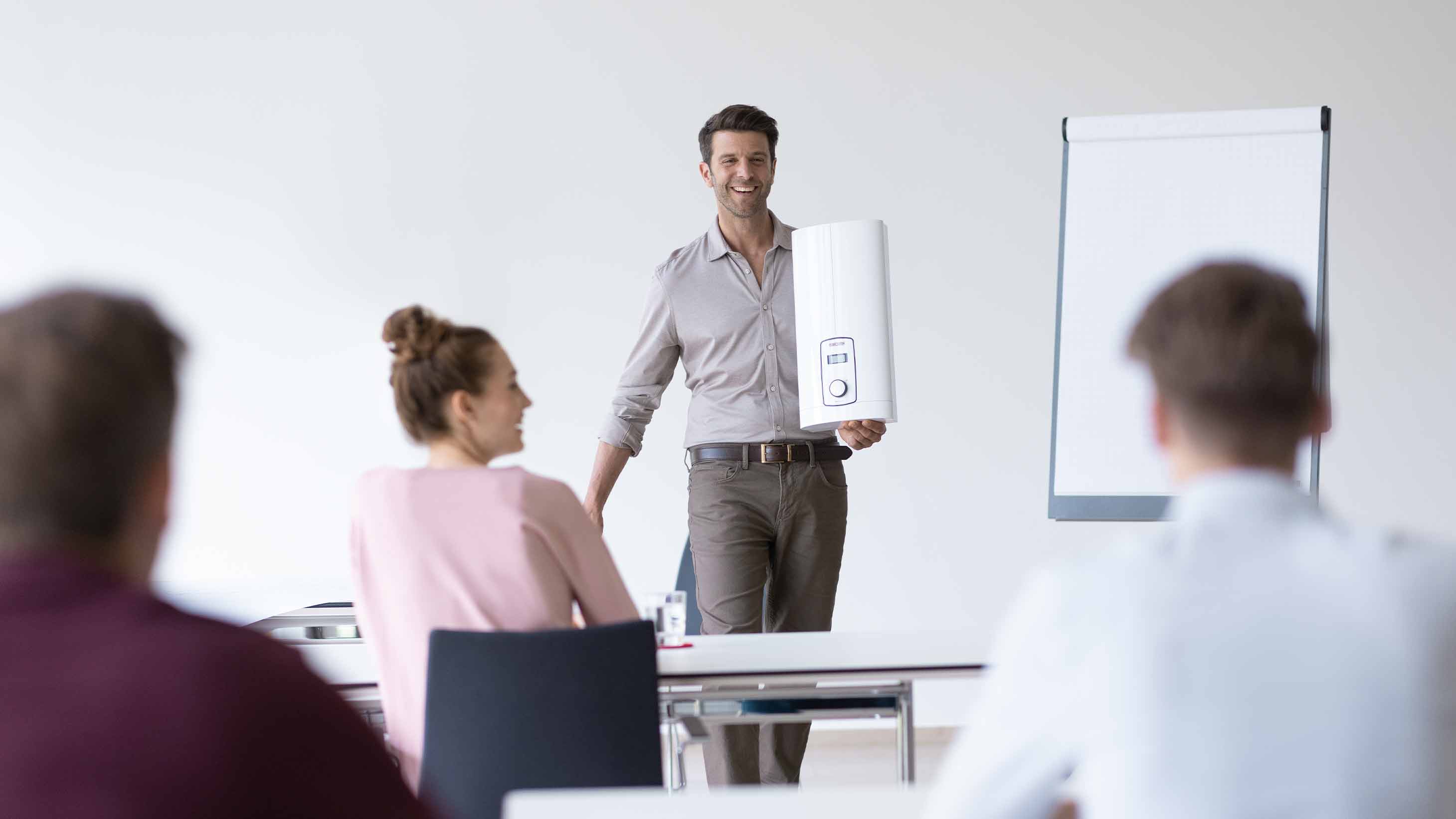 Studierende bei STIEBEL ELTRON: Seminarveranstaltung am Energy Campus