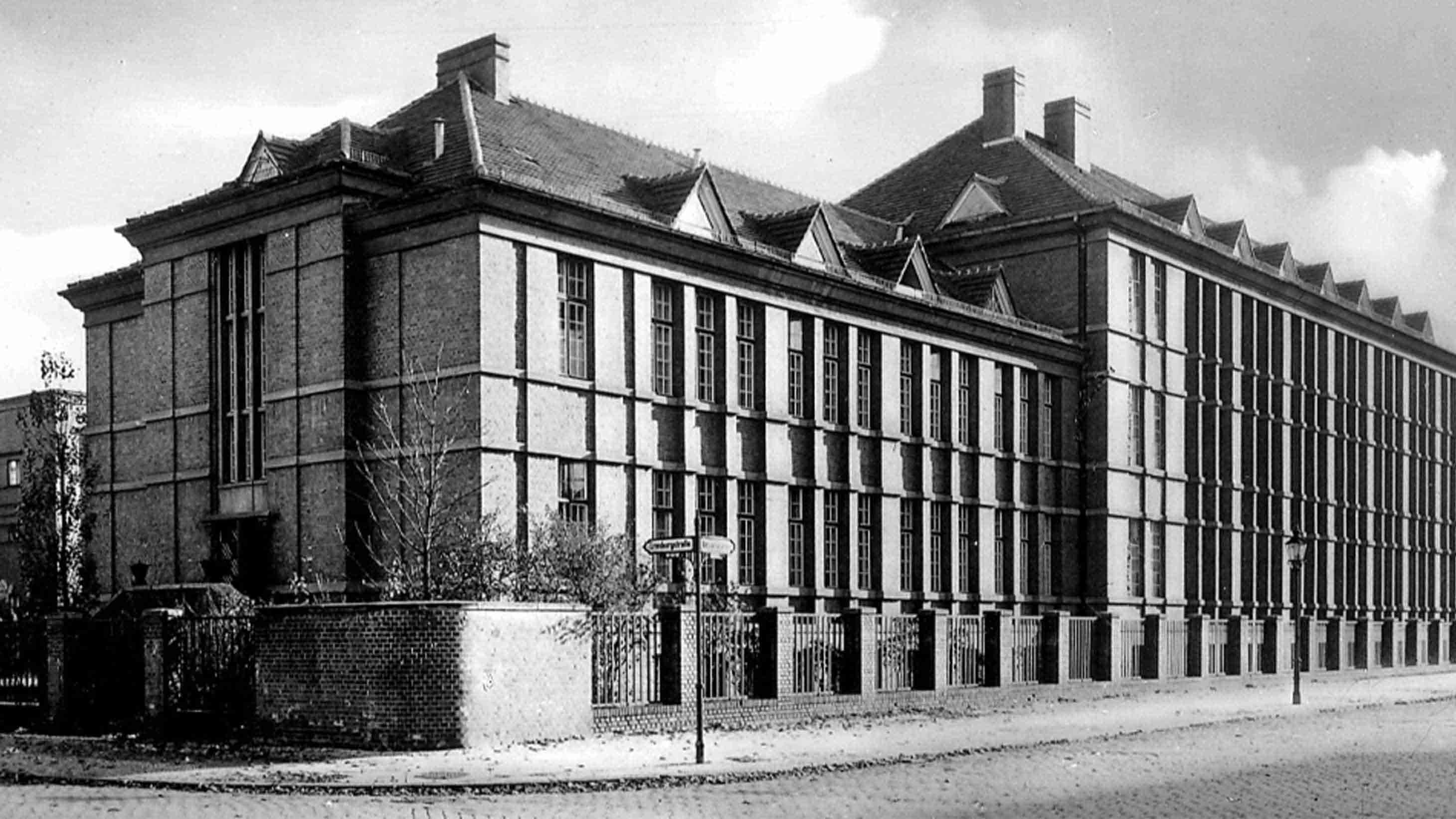 Historisches Gebäude von STIEBEL ELTRON