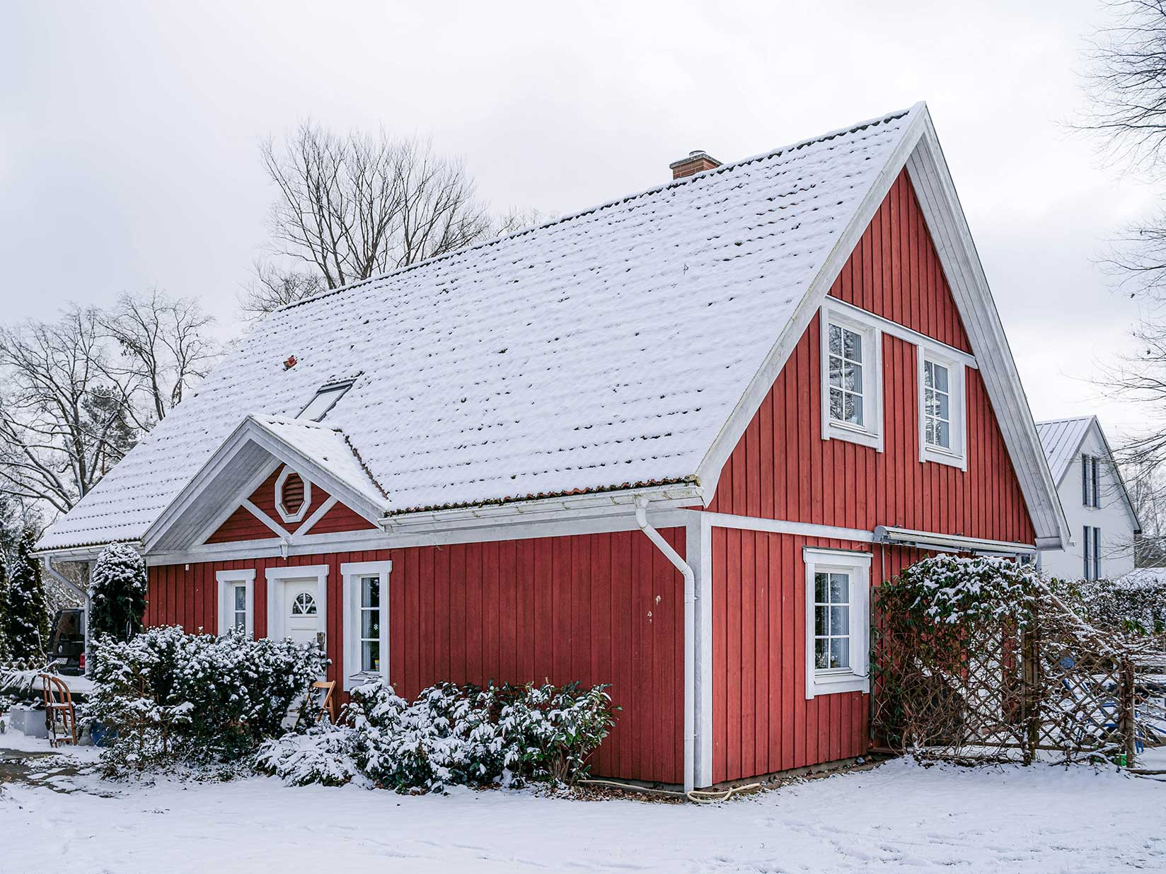 Schwedenhaus im Schnee